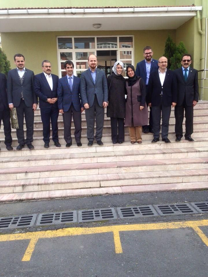 Sayın Vahap Osmanoğlu Sayın Bilal Erdoğan ve Sayın Sümeyye Erdoğan la biraraya geldi.